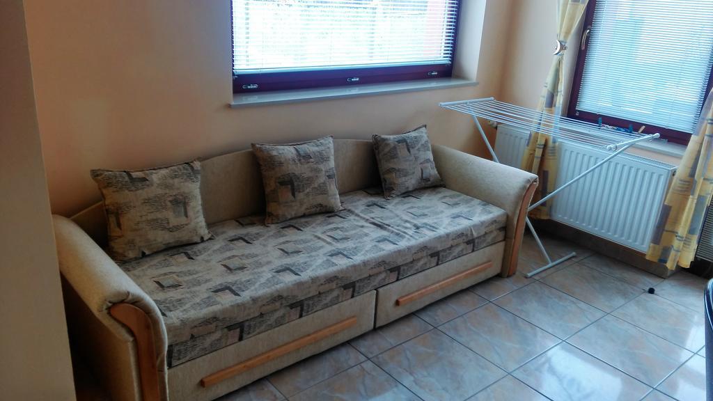 Livia Apartman Бік Екстер'єр фото